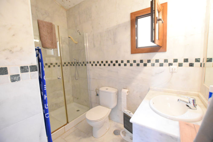 Image No.22-3 Bed Townhouse for sale