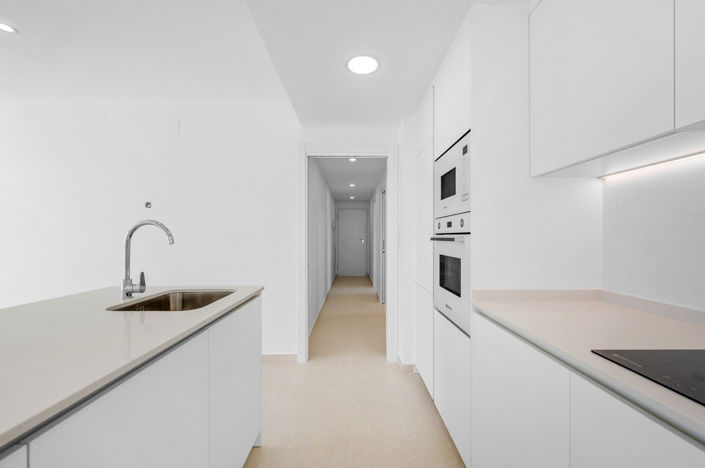 Image No.8-2 Bed Apartment for sale