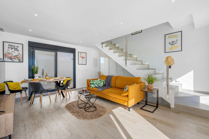 Image No.6-4 Bed Villa for sale