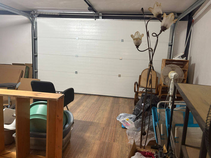 Image No.28-5 Bed Townhouse for sale