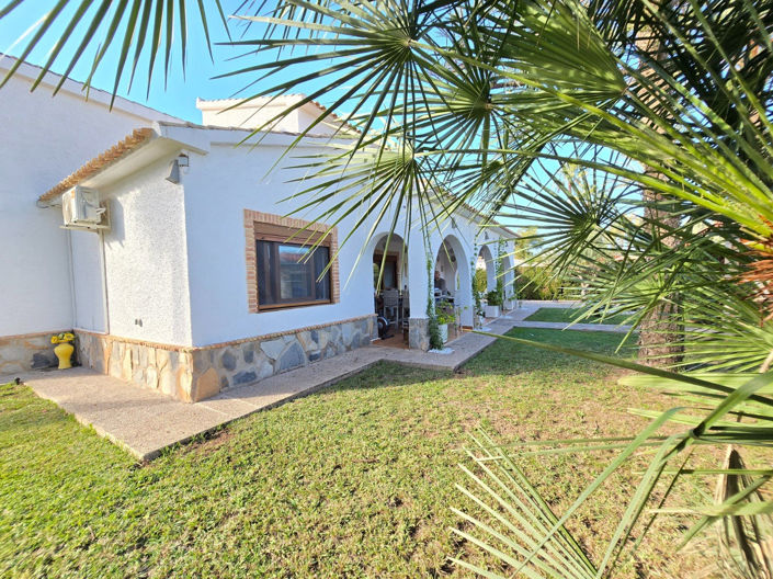 Image No.20-5 Bed Villa for sale