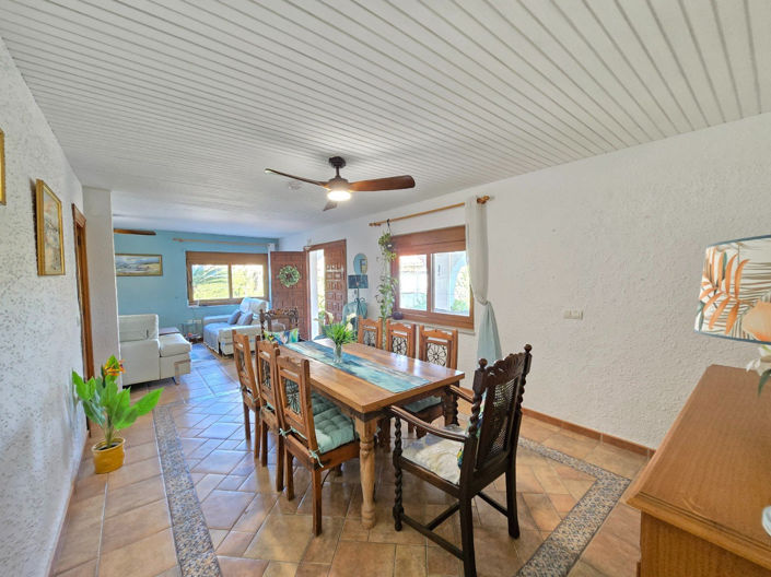 Image No.32-5 Bed Villa for sale