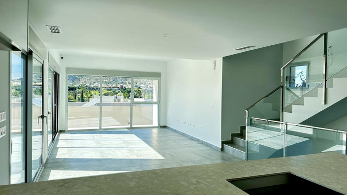 Image No.10-4 Bed Villa for sale