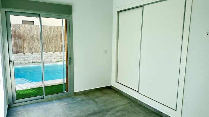 Image No.37-4 Bed Villa for sale