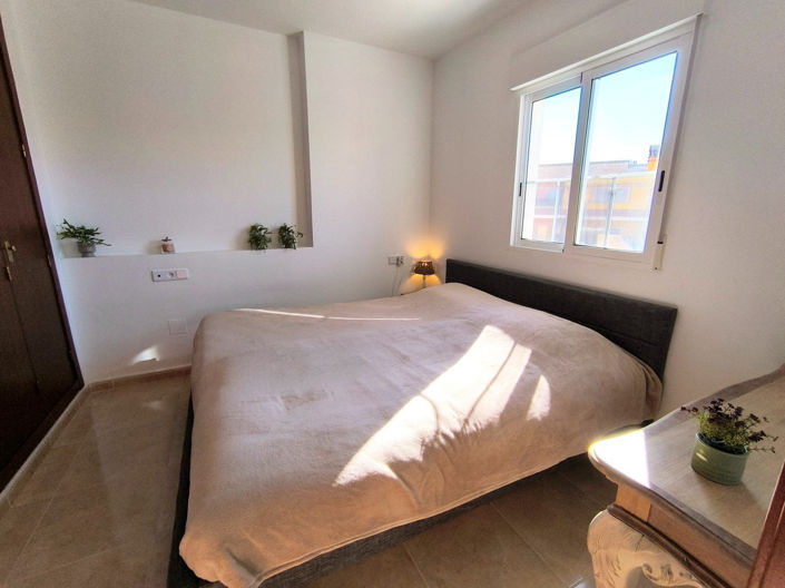 Image No.14-4 Bed Townhouse for sale