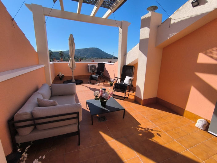 Image No.19-4 Bed Townhouse for sale