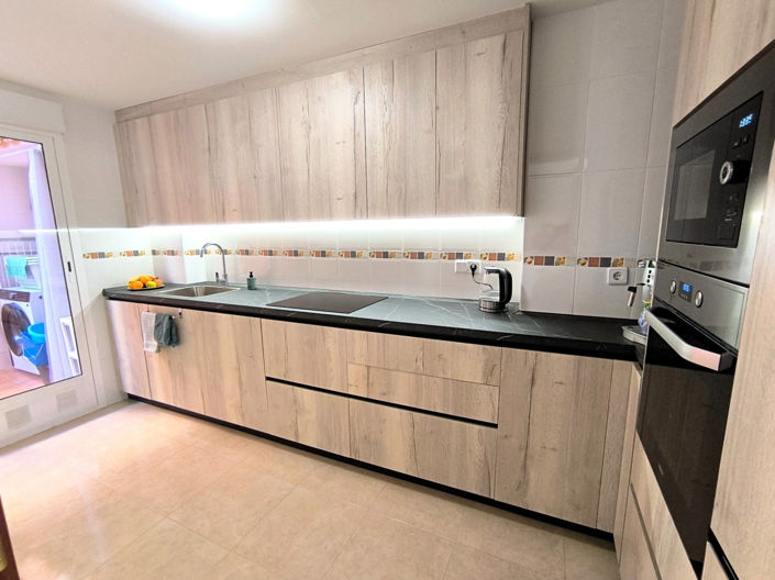 Image No.8-4 Bed Townhouse for sale