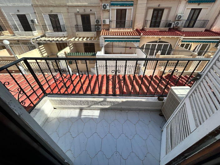 Image No.21-2 Bed Townhouse for sale