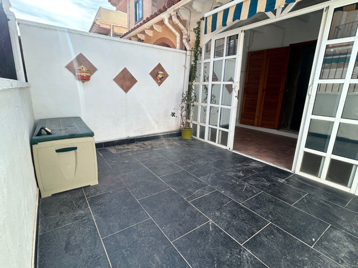 Image No.3-2 Bed Townhouse for sale