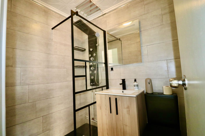 Image No.10-2 Bed Townhouse for sale