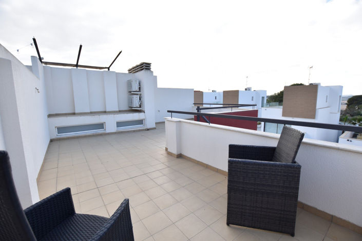 Image No.26-3 Bed Villa for sale