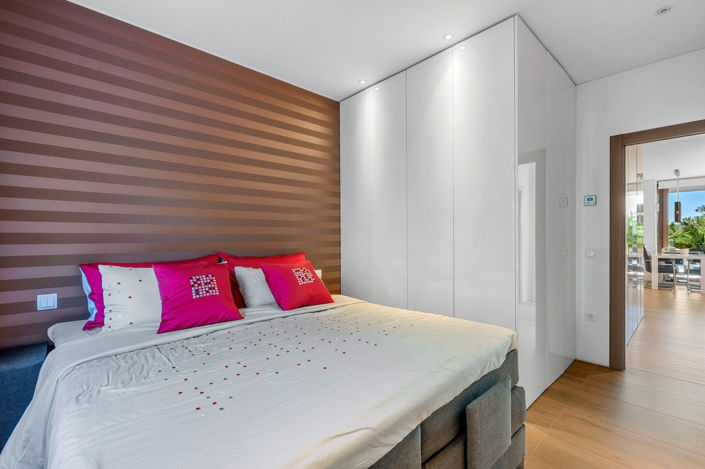 Image No.19-2 Bed Apartment for sale