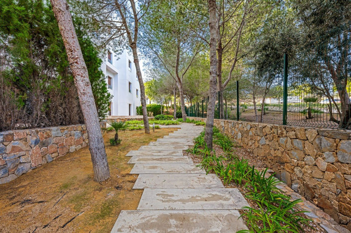 Image No.35-2 Bed Apartment for sale