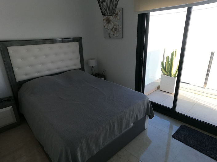 Image No.21-3 Bed Villa for sale