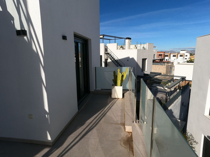 Image No.31-3 Bed Villa for sale