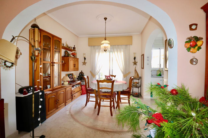 Image No.10-3 Bed Townhouse for sale