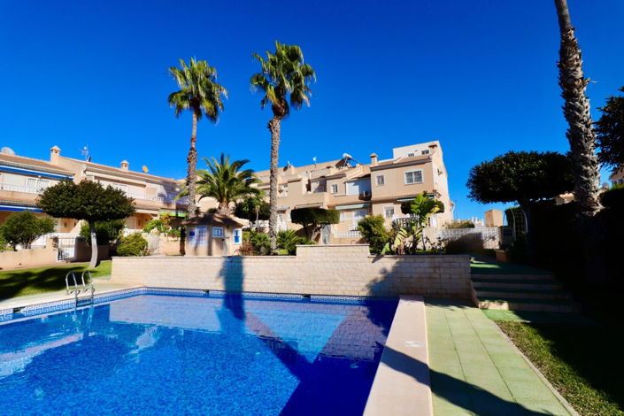 Image No.24-3 Bed Townhouse for sale