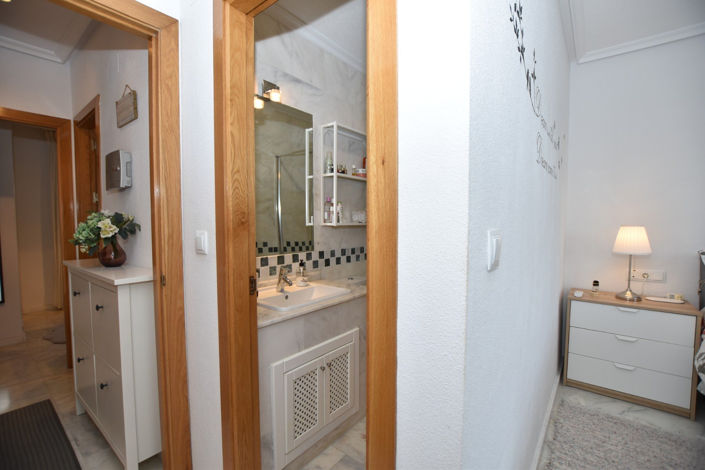 Image No.16-2 Bed Bungalow for sale