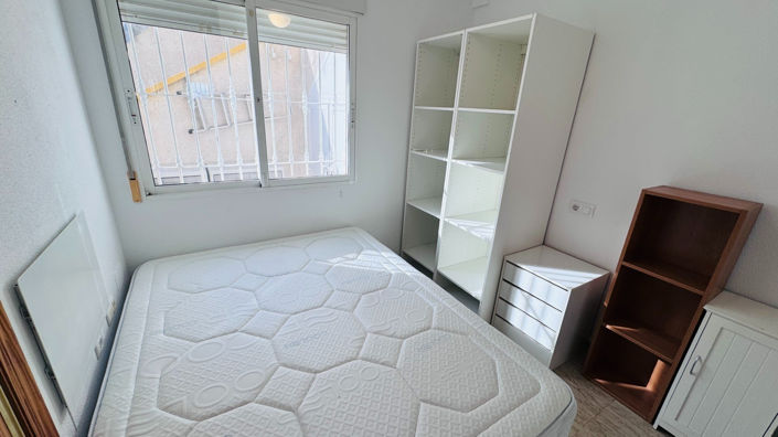 Image No.12-3 Bed Townhouse for sale