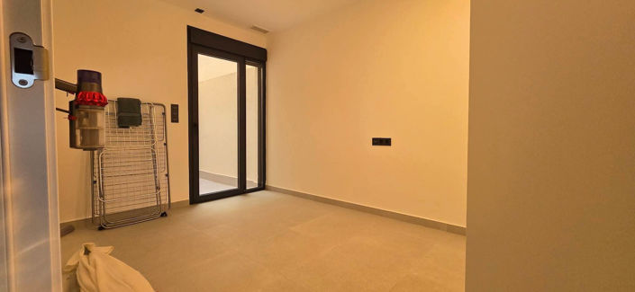 Image No.13-1 Bed Apartment for sale