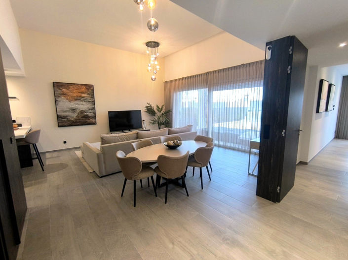 Image No.8-3 Bed Villa for sale