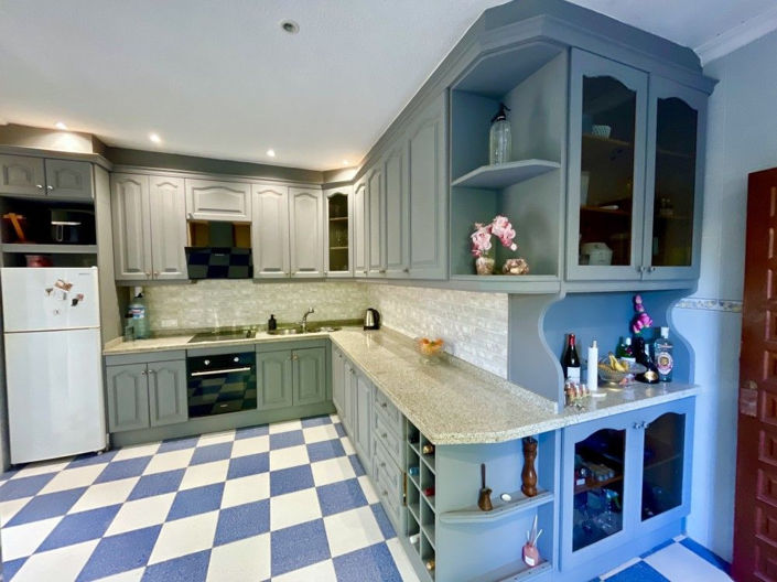 Image No.10-Villa de 4 chambres à vendre à Alicante