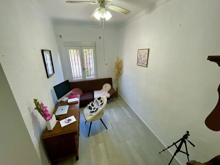 Image No.13-Villa de 4 chambres à vendre à Alicante