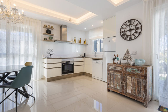 Image No.10-2 Bed Apartment for sale