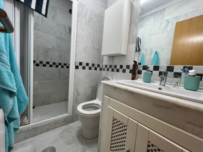 Image No.24-2 Bed Bungalow for sale