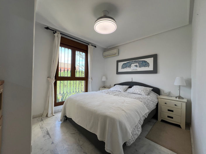 Image No.6-2 Bed Bungalow for sale