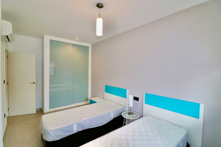 Image No.25-3 Bed Apartment for sale