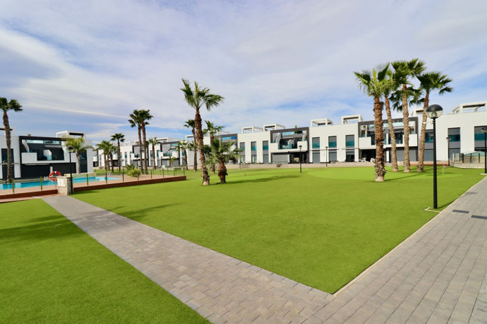 Image No.35-3 Bed Apartment for sale