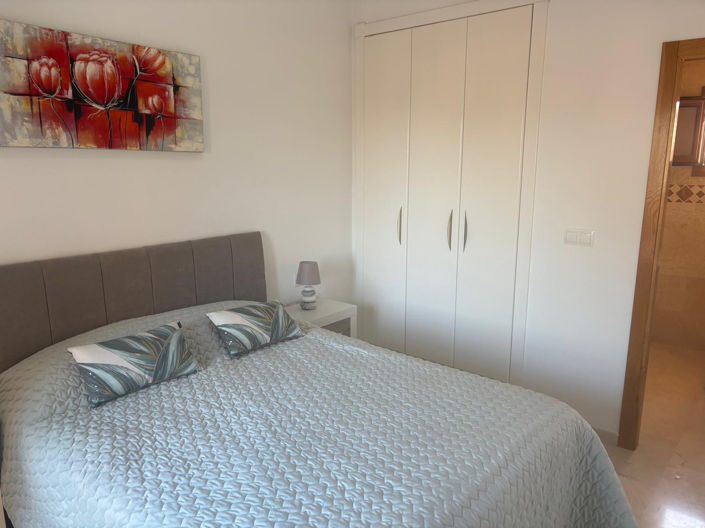 Image No.15-3 Bed Townhouse for sale