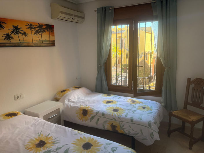 Image No.17-3 Bed Townhouse for sale