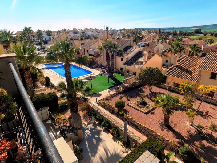 Image No.28-2 Bed Townhouse for sale