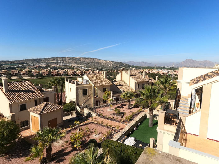 Image No.27-2 Bed Townhouse for sale