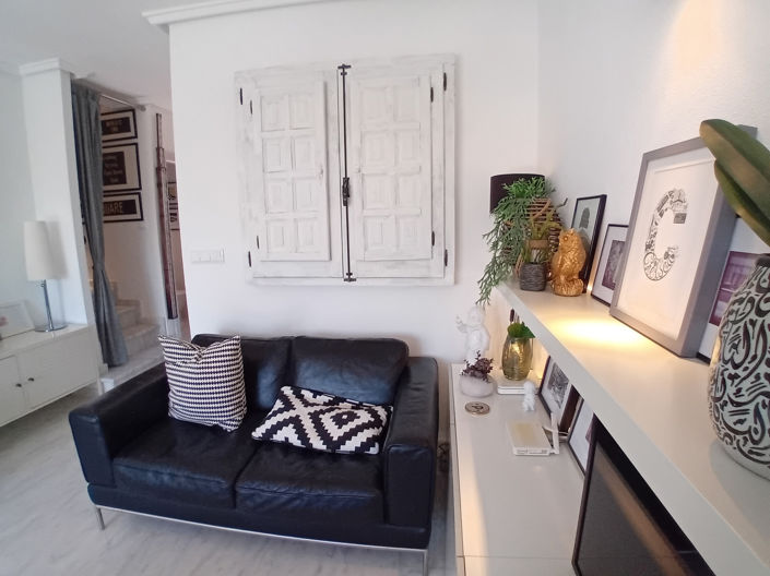 Image No.5-2 Bed Townhouse for sale