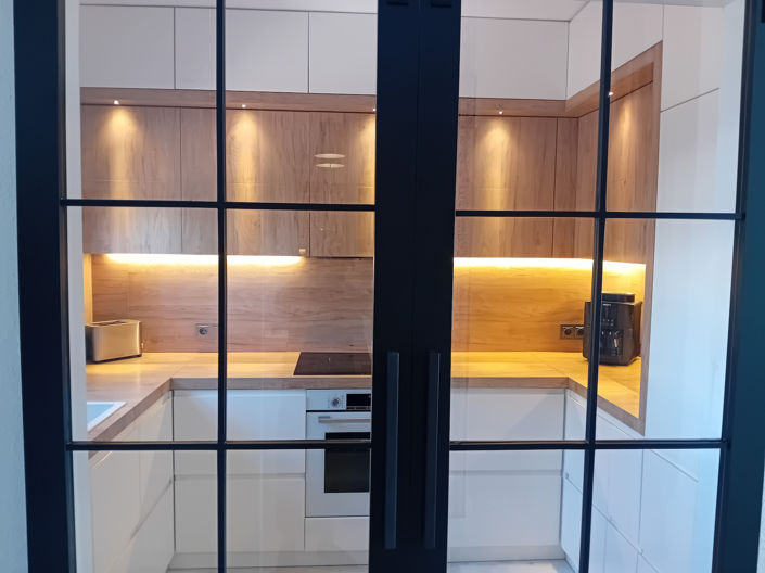 Image No.6-2 Bed Townhouse for sale