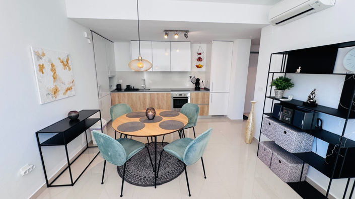 Image No.9-2 Bed Apartment for sale