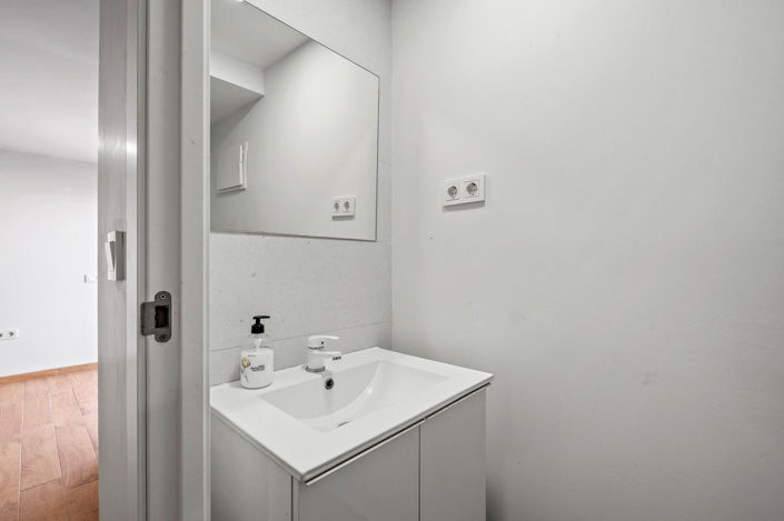 Image No.37-3 Bed Villa for sale