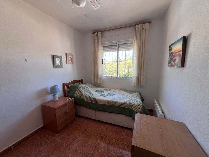 Image No.18-3 Bed House for sale