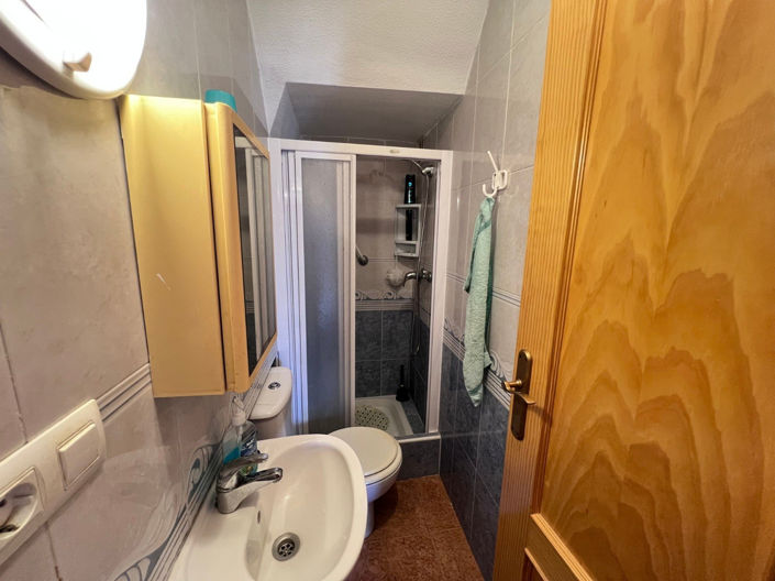 Image No.22-3 Bed House for sale