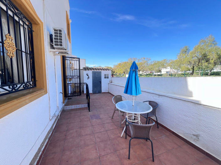 Image No.3-3 Bed House for sale