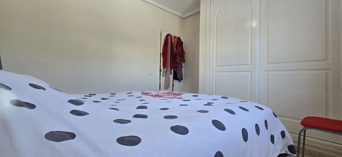 Image No.16-2 Bed Bungalow for sale