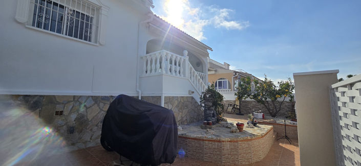 Image No.27-2 Bed Bungalow for sale