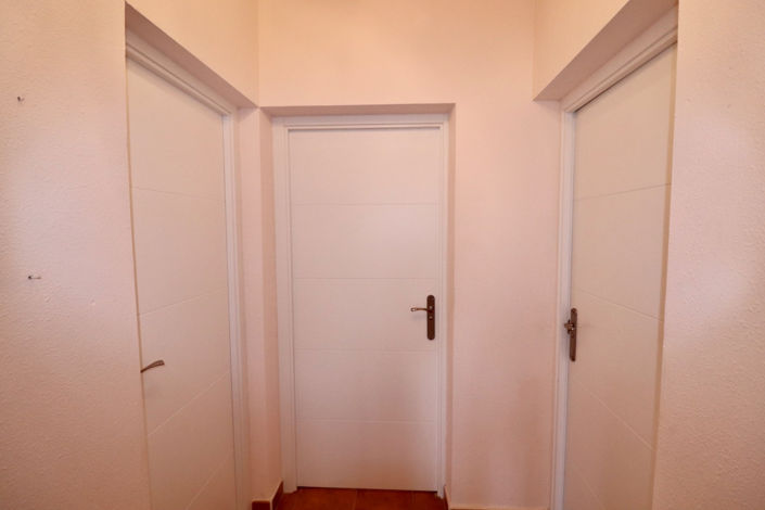 Image No.10-5 Bed Country House for sale