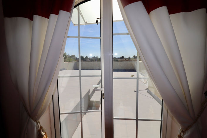 Image No.20-5 Bed Country House for sale