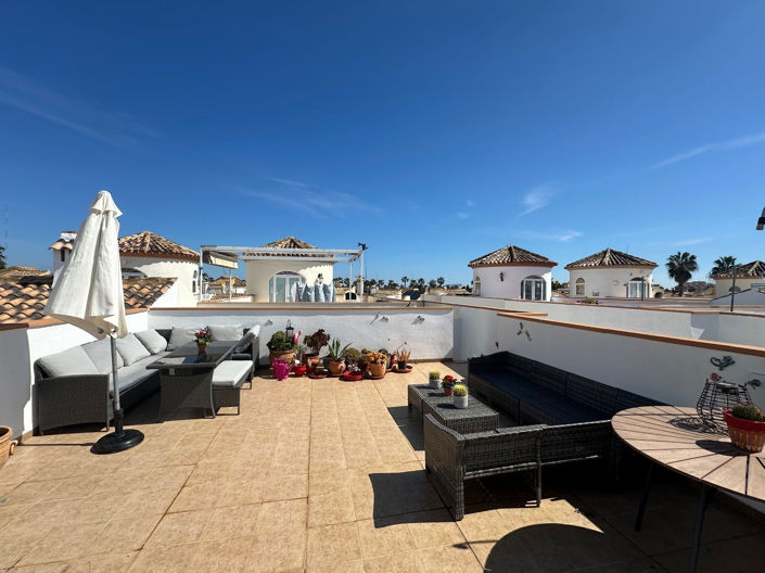 Image No.19-3 Bed Villa for sale