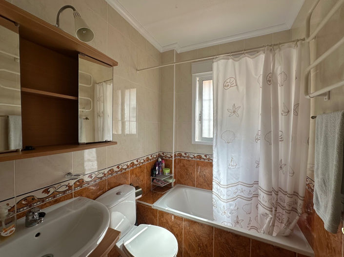 Image No.28-3 Bed Villa for sale