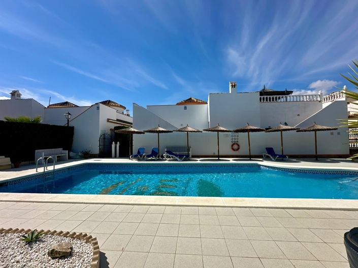 Image No.29-3 Bed Villa for sale